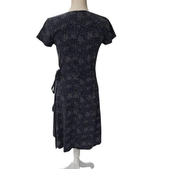 Pact Organic Cotton Black & White Dotted Wrap V-Neckline Size Small - Picture 3 of 5